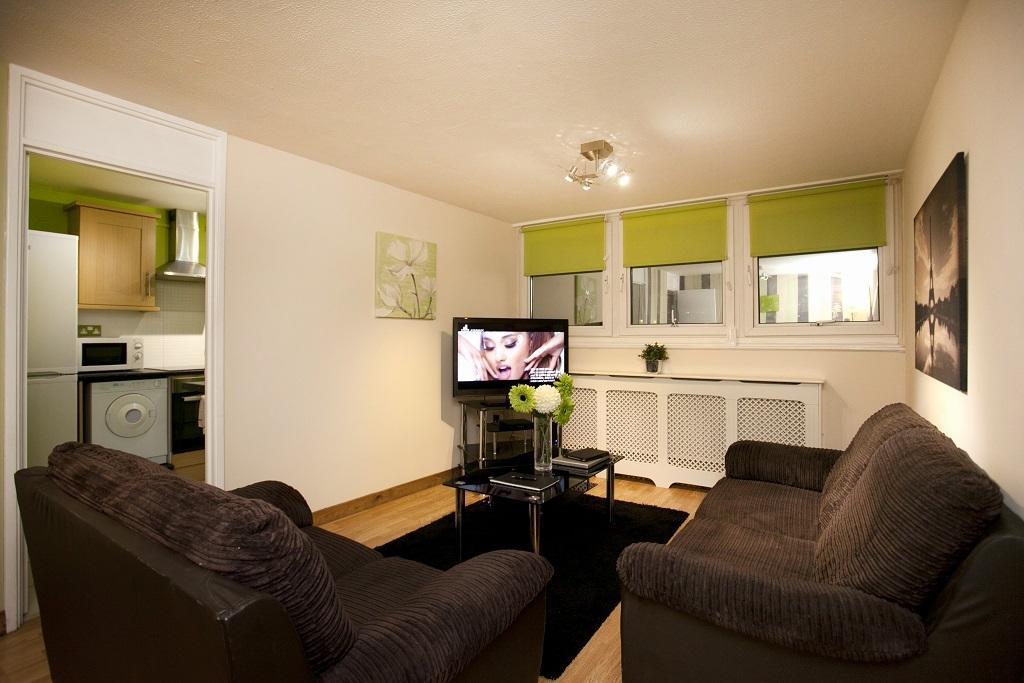 Victoria Centre Apartments In The Victoria Centre Shopping Centre - Nottingham City Centre - 24 Hour Access - Most Central Location, Kitchen - Sunday Check-Out 1Pm - Opposite Hilton By Restaurants & Shops - Outdoor Parking Cars Or Vans Five Pounds A Exterior foto