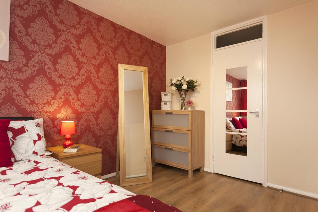 Victoria Centre Apartments In The Victoria Centre Shopping Centre - Nottingham City Centre - 24 Hour Access - Most Central Location, Kitchen - Sunday Check-Out 1Pm - Opposite Hilton By Restaurants & Shops - Outdoor Parking Cars Or Vans Five Pounds A Exterior foto