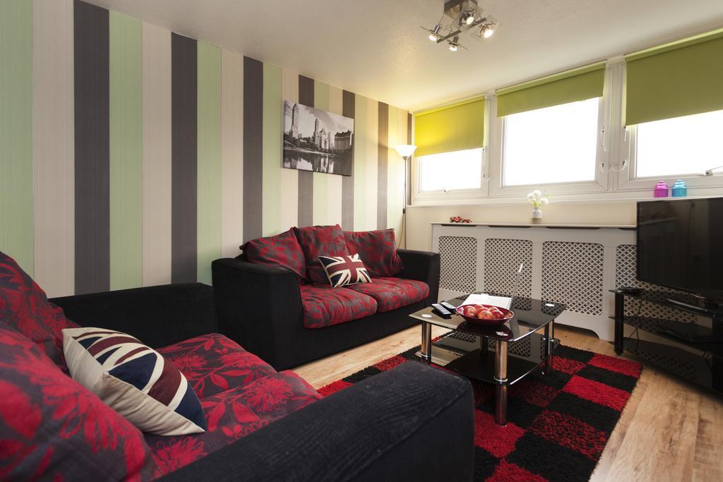 Victoria Centre Apartments In The Victoria Centre Shopping Centre - Nottingham City Centre - 24 Hour Access - Most Central Location, Kitchen - Sunday Check-Out 1Pm - Opposite Hilton By Restaurants & Shops - Outdoor Parking Cars Or Vans Five Pounds A Exterior foto