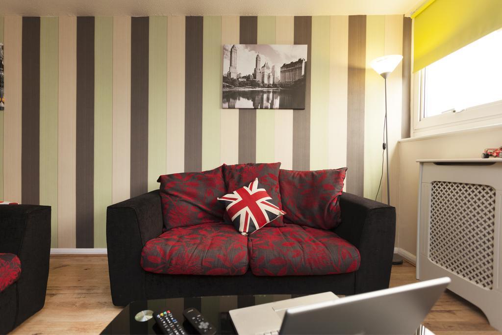 Victoria Centre Apartments In The Victoria Centre Shopping Centre - Nottingham City Centre - 24 Hour Access - Most Central Location, Kitchen - Sunday Check-Out 1Pm - Opposite Hilton By Restaurants & Shops - Outdoor Parking Cars Or Vans Five Pounds A Exterior foto