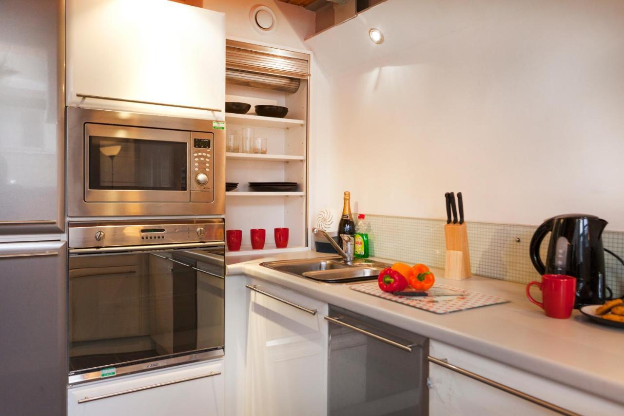 Victoria Centre Apartments In The Victoria Centre Shopping Centre - Nottingham City Centre - 24 Hour Access - Most Central Location, Kitchen - Sunday Check-Out 1Pm - Opposite Hilton By Restaurants & Shops - Outdoor Parking Cars Or Vans Five Pounds A Quarto foto