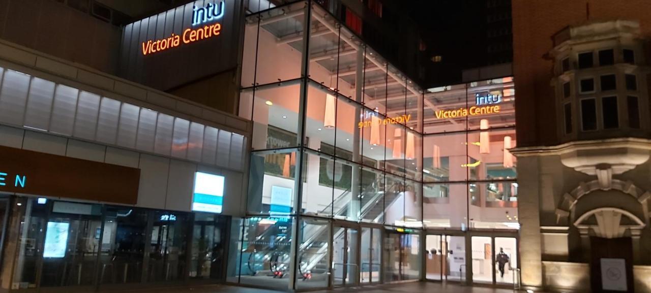 Victoria Centre Apartments In The Victoria Centre Shopping Centre - Nottingham City Centre - 24 Hour Access - Most Central Location, Kitchen - Sunday Check-Out 1Pm - Opposite Hilton By Restaurants & Shops - Outdoor Parking Cars Or Vans Five Pounds A Exterior foto